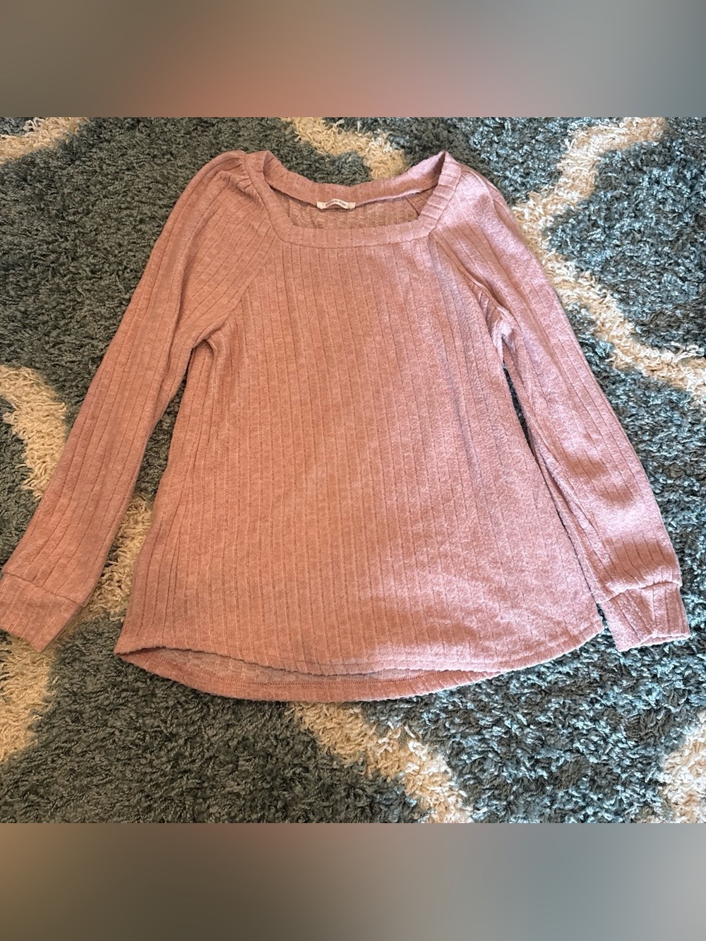 Simple Scoop Neck Ribbed Sweater in Dusty Rose